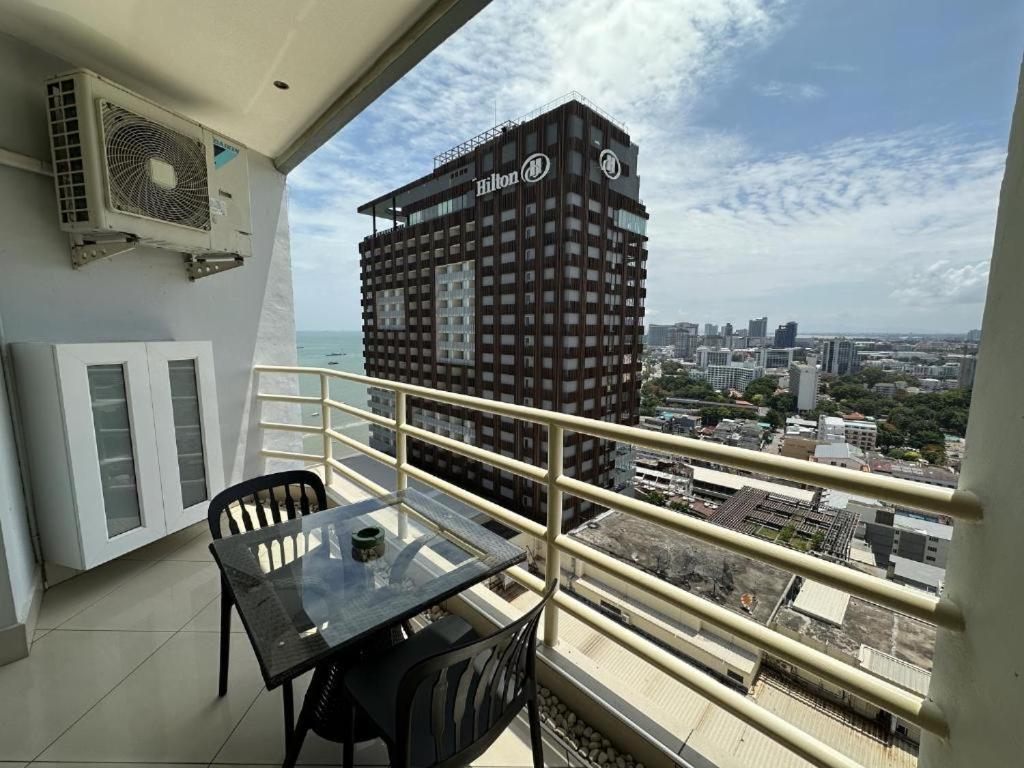 Condo Express View Talay 6 Pattaya Extérieur photo