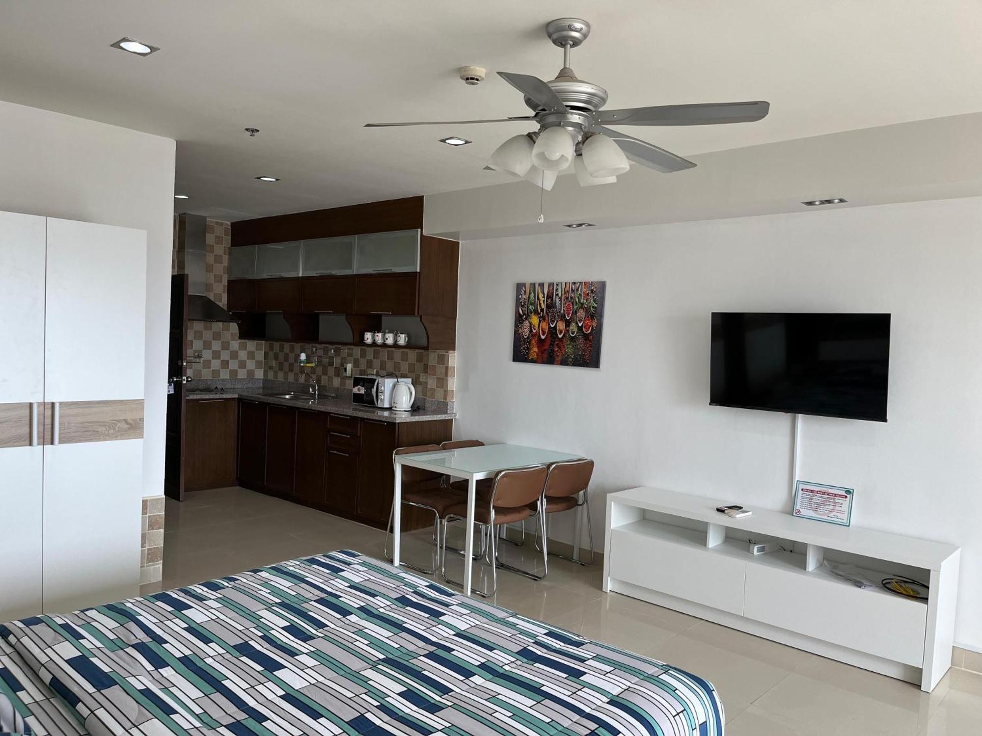 Condo Express View Talay 6 Pattaya Extérieur photo