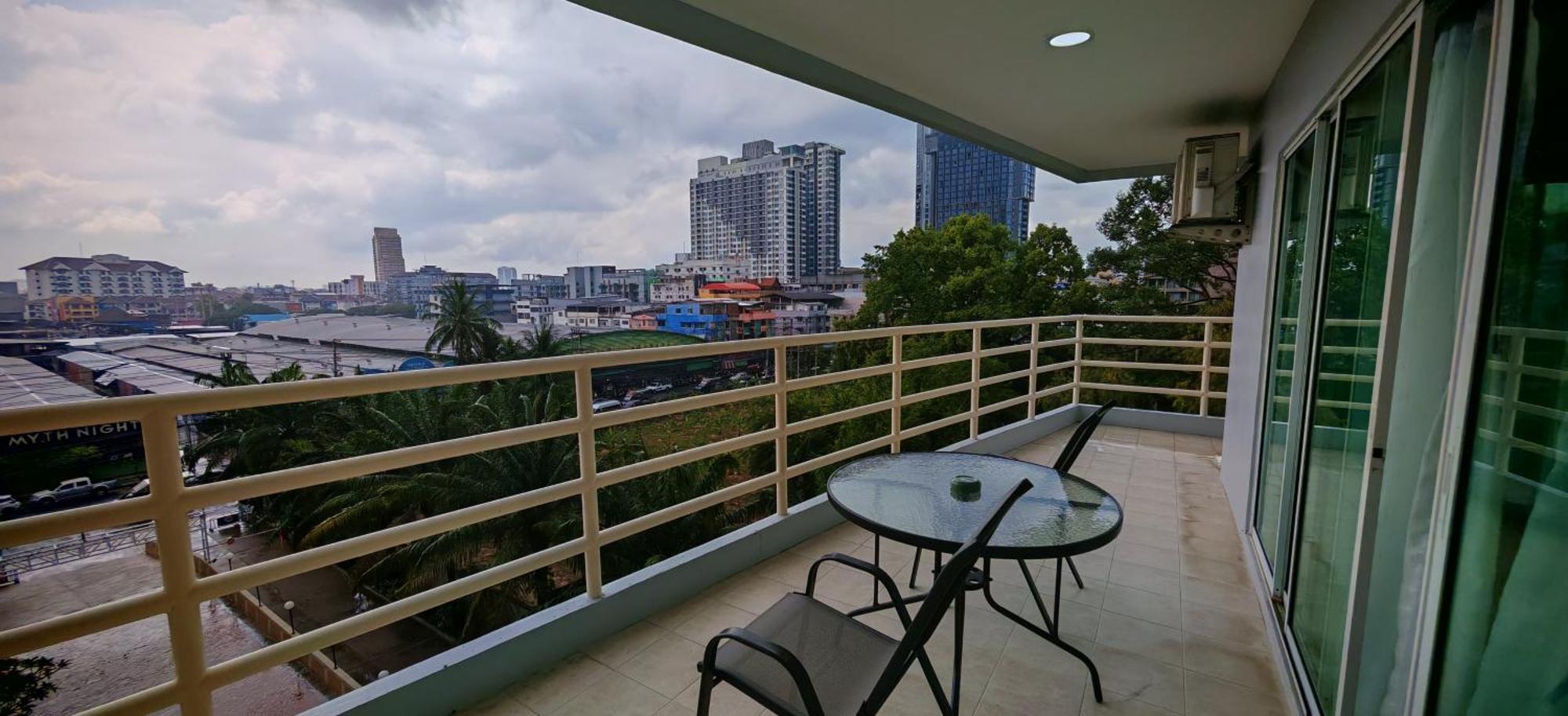 Condo Express View Talay 6 Pattaya Extérieur photo