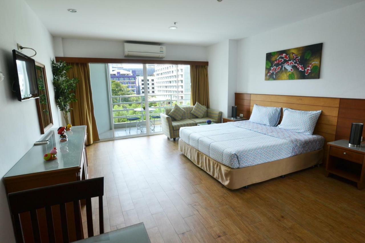 Condo Express View Talay 6 Pattaya Extérieur photo
